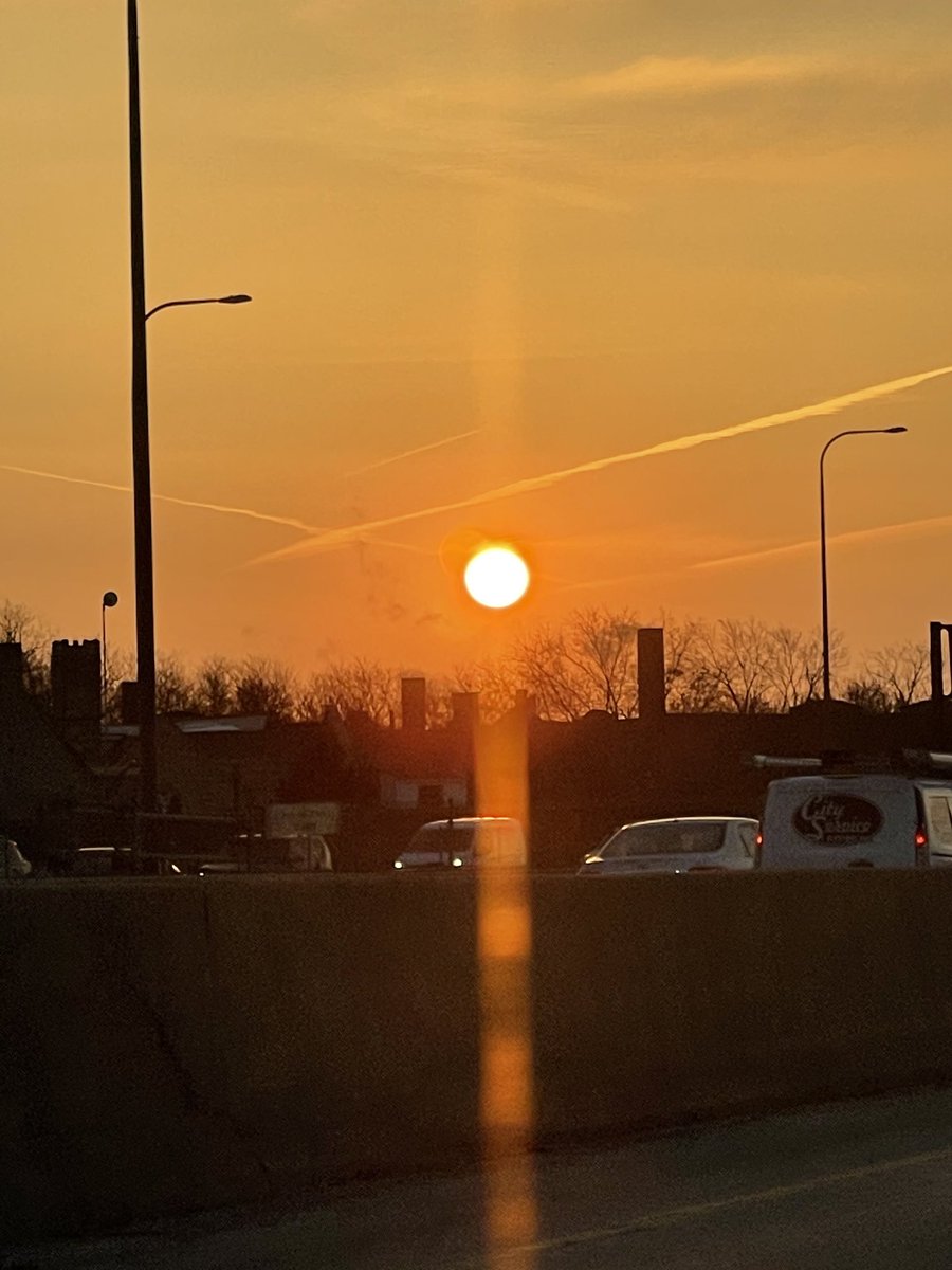 Beautiful sunrise on my way to #UChicago