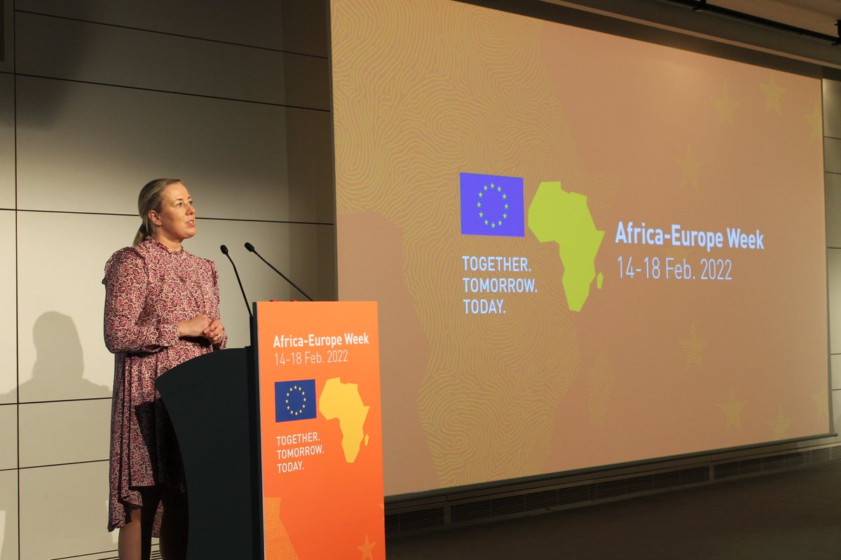 AUEUYouthHub tweet media