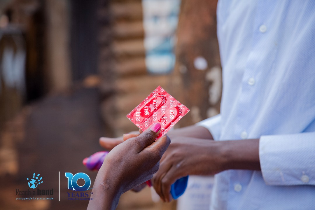 HumNabimanya's tweet photo. Every young person needs to know about their sexual reproductive health and rights to enable them make informed life choices.
Great thanks to our dear partners and everyone that ensures that these young people access this information and service.
#SafeLoveUG
#10AndBold https://t.co/AvpxyavbtN