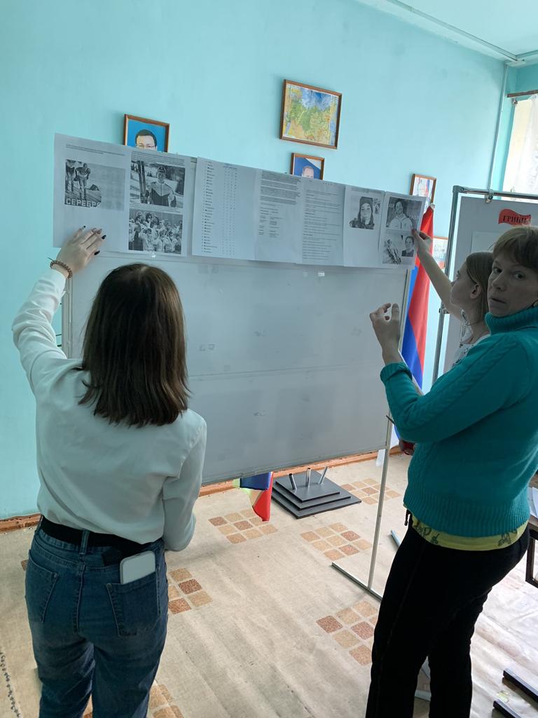 В зимней Олимпиаде- 2022 уже много достойных побед наших российских спортсменов! Их поддерживают учащиеся нашей школы! В связи с этим проведен конкурс рисунков "Олимпиада 2022" и оформлен информационный стенд