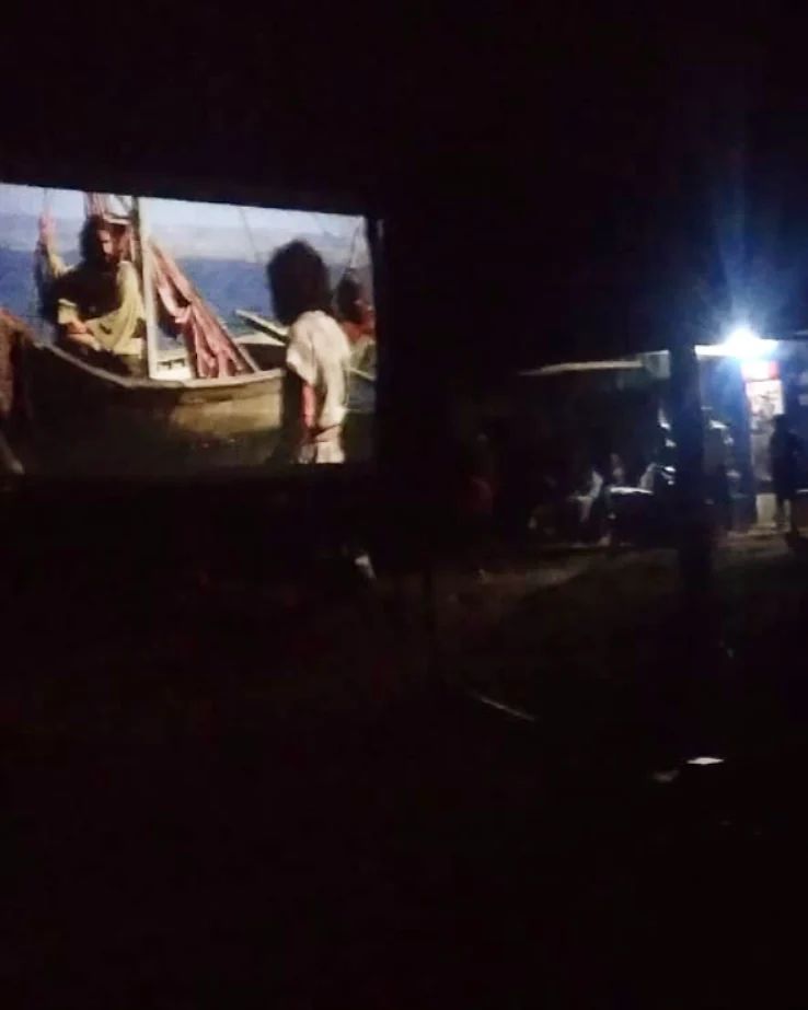RealACO1's tweet photo. Evangelism through film at Gikurune (Meru County) by our 412 Ministry staff. https://t.co/916h5pHKsV