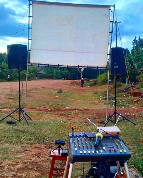 RealACO1's tweet photo. Evangelism through film at Gikurune (Meru County) by our 412 Ministry staff. https://t.co/916h5pHKsV