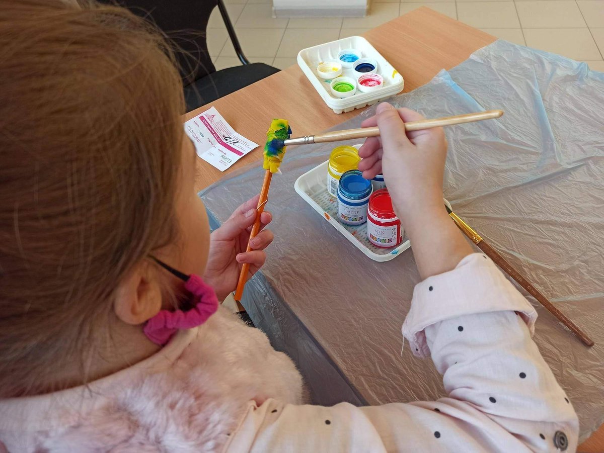 #СемейныеВыходные_вМузее продолжаются! Успейте записаться по телефону 39-14-96📞
📨19 февраля в 12:00 и 14:00 – интерактивное занятие «Рассказ про открытку»/
🎨20 февраля в 12:00 – мастер-класс «Eco Bag: роспись акрилом». 
Подробнее: mrkm.ru/sobytiya/otche…
#mrokm_saransk