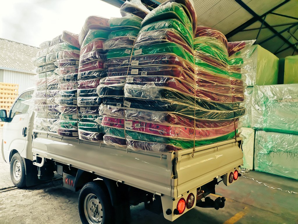CONSEGNA_ZA's tweet photo. To another well executed delivery in East London to Umtata. https://t.co/6sdSpy1cIV