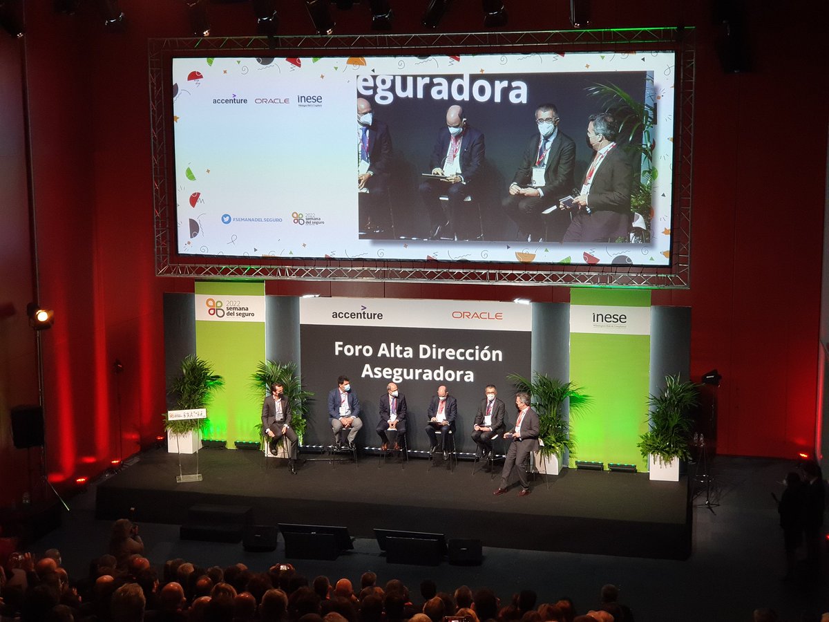 Inese_seguros's tweet photo. El ADN sostenible y el papel de los líderes. Mesa redonda con: 

▪️ José Luis Ferré (@Allianz_es)

▪️ @JMINCHA (@MAPFRE)

▪️ Javier Valle (@VidaCaixa)

▪️ @jmestallo (@GrupoLiberty_es)

▪️ @IPeraltaSanitas (@sanitas)

Moderada por @borrell_alex (@AccentureSpain)

#SemanadelSeguro https://t.co/5lVZTR2kYc