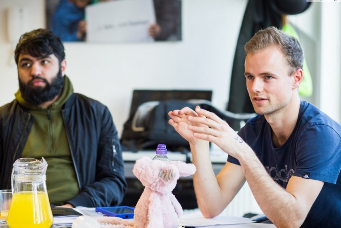 Scribers Hive: Royal Docks is a unique learning experience designed to give the young people of Newham a way to express themselves through multimedia storytelling. Find out more information at: youpress.org.uk/scribershive-r…