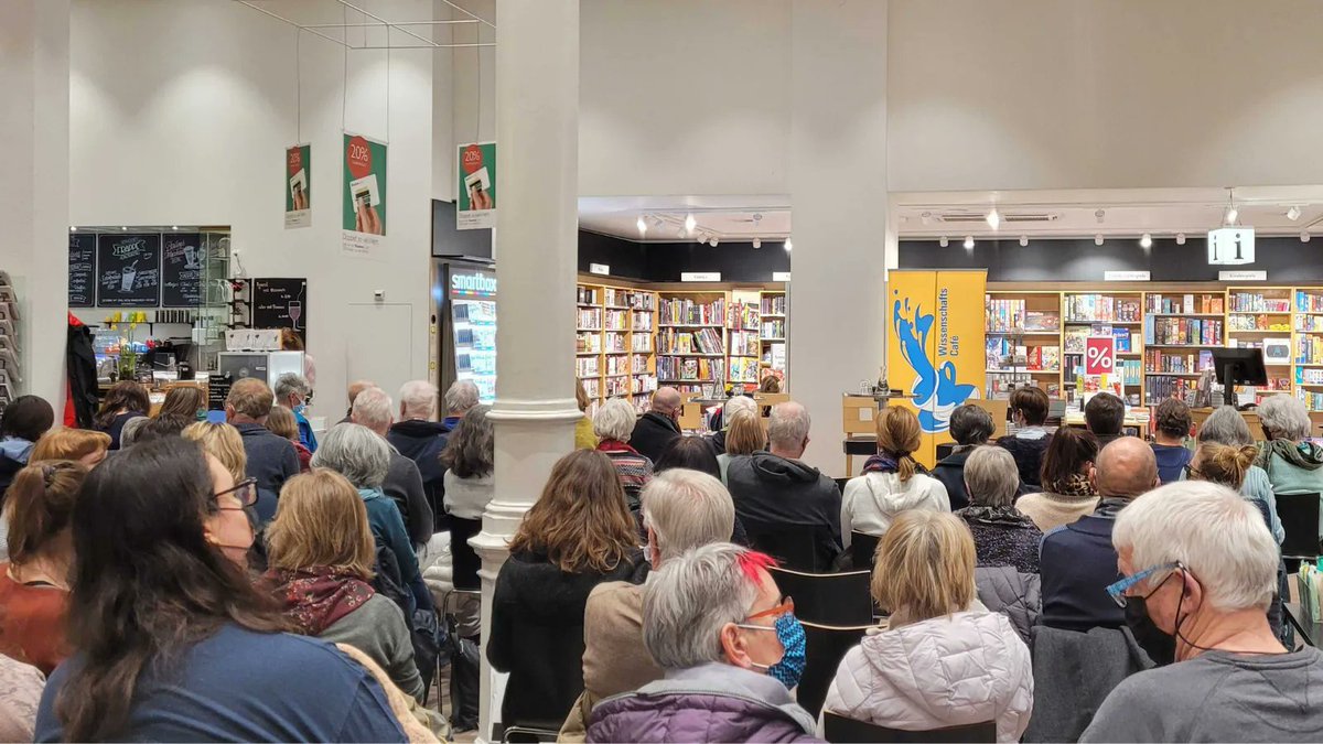 ScienceEtCite's tweet photo. Wir hatten volles Haus gestern am #Wissenschaftscafe in Thun zum Thema #Resilienz.
Danke an alle fürs Kommen und Diskutieren. Und herzlichen Dank unseren Expert:innen. 🙏
🗓️ Die nächsten #WiCas finden am 7. März (Bern) bzw. 14. März (Thun) statt.
#wisskomm https://t.co/lWoDzl09Cz