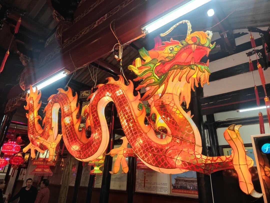 1988plus's tweet image. Happy Lantern Festival 🐯🏮🧨 talkpodonline.com/blogs/blog/hap…