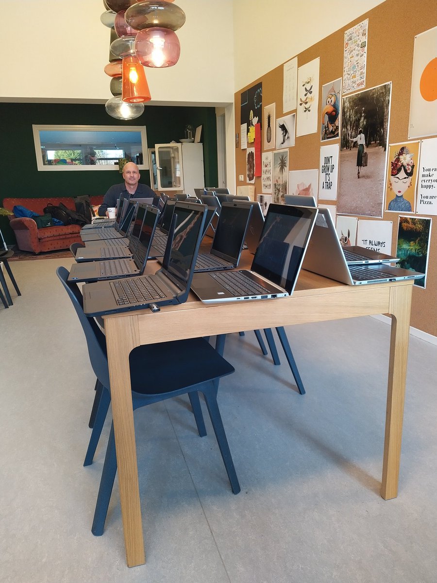 ICT crisiscentrum. Met opperhoofd <a href="/djvanvugt/">Derk-Jan van Vugt</a>. Netwerkmigratie naar <a href="/cloudwise/">Cloudwise</a>