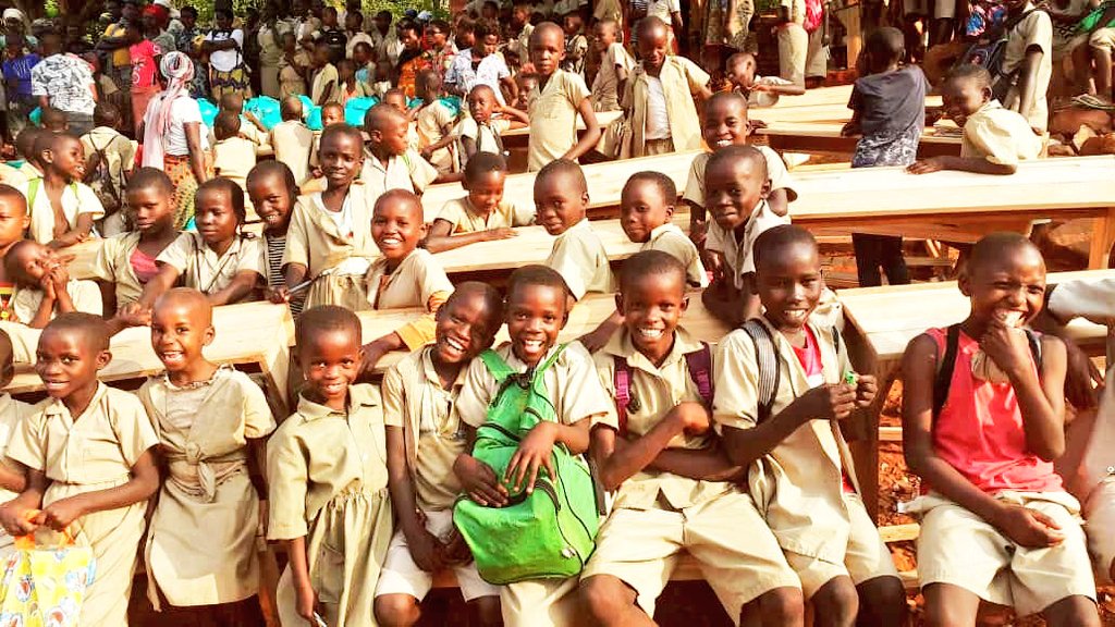 Plus de 5400 cas d'abandons scolaires enregistrés en <a href="/KayanzaProvince/">Province Kayanza</a> le 1er trimestre de l'année scolaire en cours. Les causes,selon le conseiller pédagogique à la direction provinciale sont principalement la pauvreté ds les ménages, les grossesses non désirées et l'exode rural