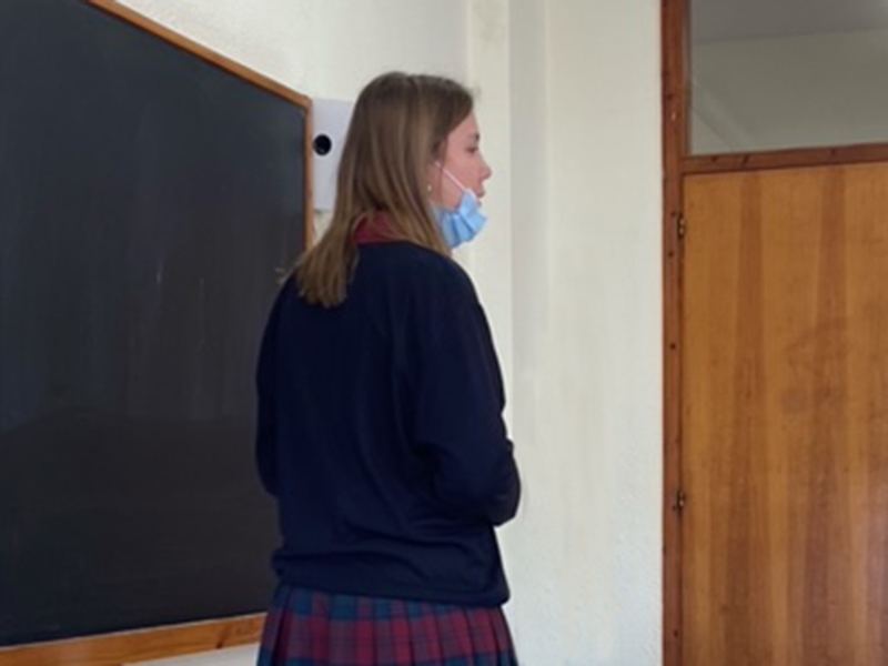 _lavall's tweet photo. Las alumnas de 2º y 3º de ESO participan en la fase local del #TEDIS 2022.
Ante un tribunal, las alumnas de estos niveles defendieron sus ideas sobre algunos de los retos que propone el concurso, que en esta edición están relacionados con tres objetivos de desarrollo sostenible. https://t.co/vqPjsG5ghL