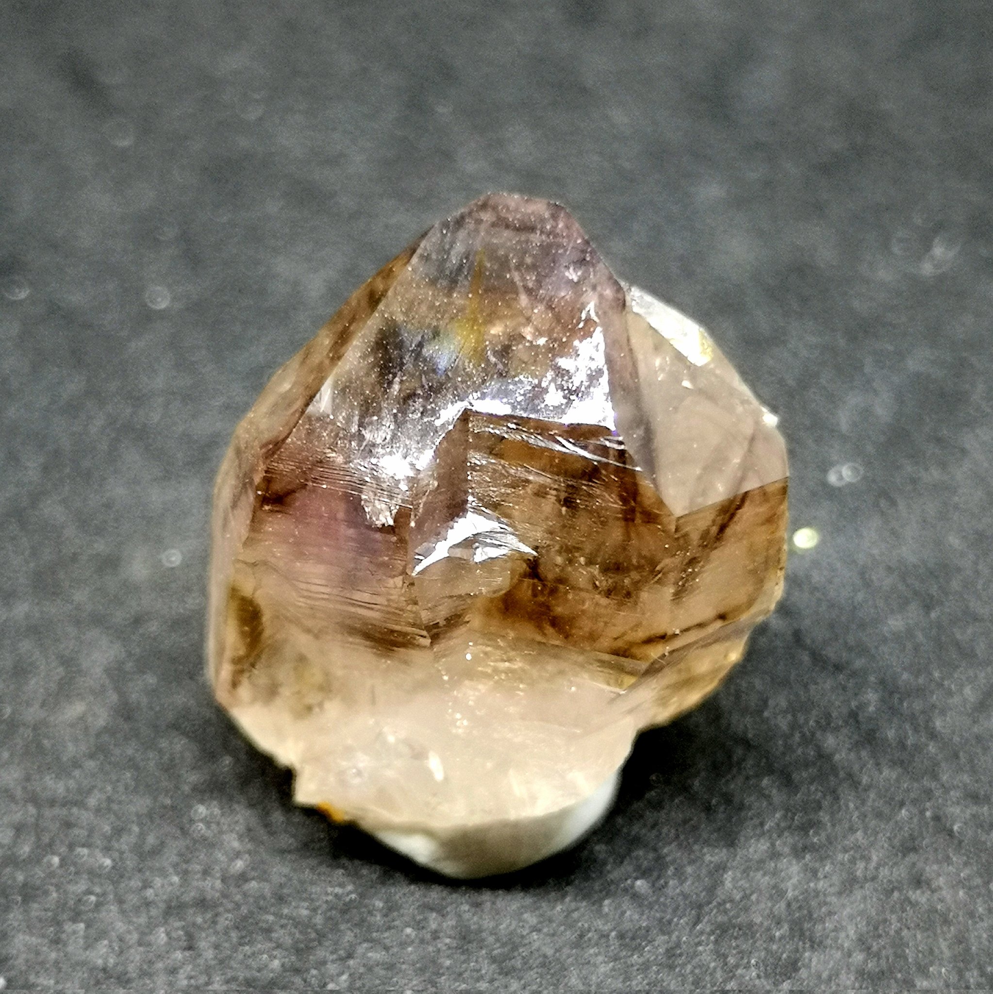 国産鉱物　宮城県産　紫水晶群晶 国産鉱物 宮城県産 紫水晶群晶 栃木県万珠鉱山産 紫