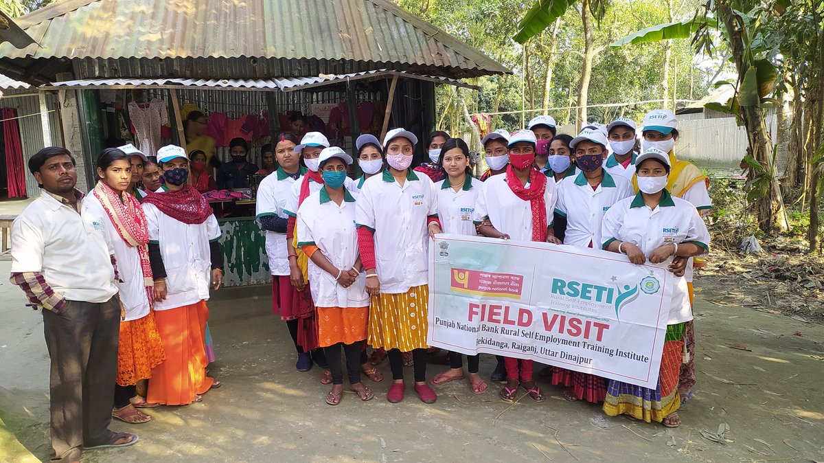 RSETIuttardina1's tweet photo. Moments of pride for PNB RSETI UD . One of the candidate  who took tailoring training from PNB RSETI ,we went on a field visit to her shop with the trainees.  She encouraged everyone to be a successful entrepreneur.@MoRD_GOI @nar_rudseti @RSETIMoRD https://t.co/qEs9JtP3TU