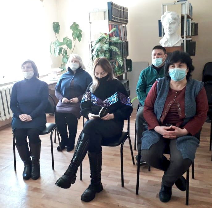 #ЦБС
#День_памяти_воинов_интернационалистов
В библиотеке Благова состоялся Реквием, посвященный дню вывода Советских войск из Афганистана.
Программа включала в себя историческую, музыкальную и поэтическую части.