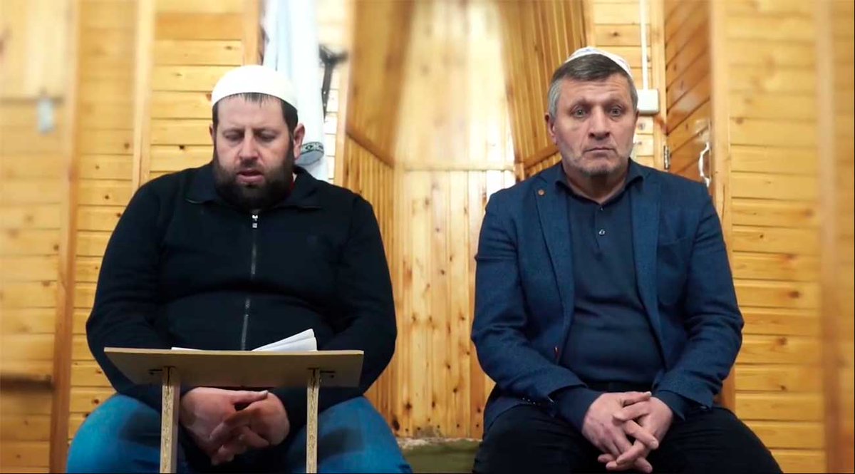 prescunta's tweet photo. Ахмед Гамзатов встретился с джамаатом селения Кидеро

Накануне, и.о. Главы Цунтинского района Ахмед Гамзатов вместе с председателем Совета имамов района Асхабом Курбаналиевым встретились с джамаатом села Кидеро.

#Цунтинскийрайон
#АхмедГамзатов
#Кидеро

https://t.co/5zUW9dufJ8 https://t.co/EqwFB1BnCK
