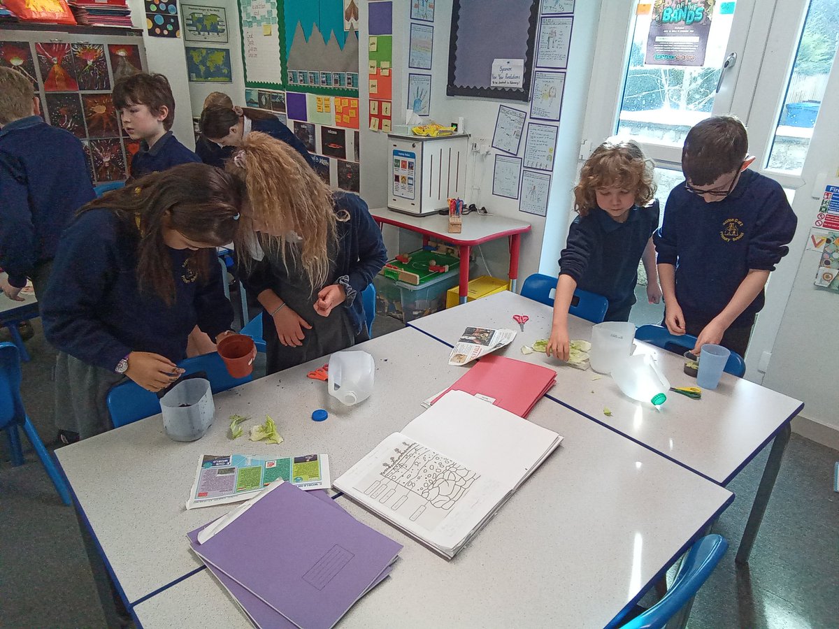 SaxtonCE's tweet photo. This morning, Sycamore's super scientists have been studying how soil is formed and have had go at creating their own compost! #SaxtonScience #SycamoreScience #Y3Rocks https://t.co/l1osDpNzSH