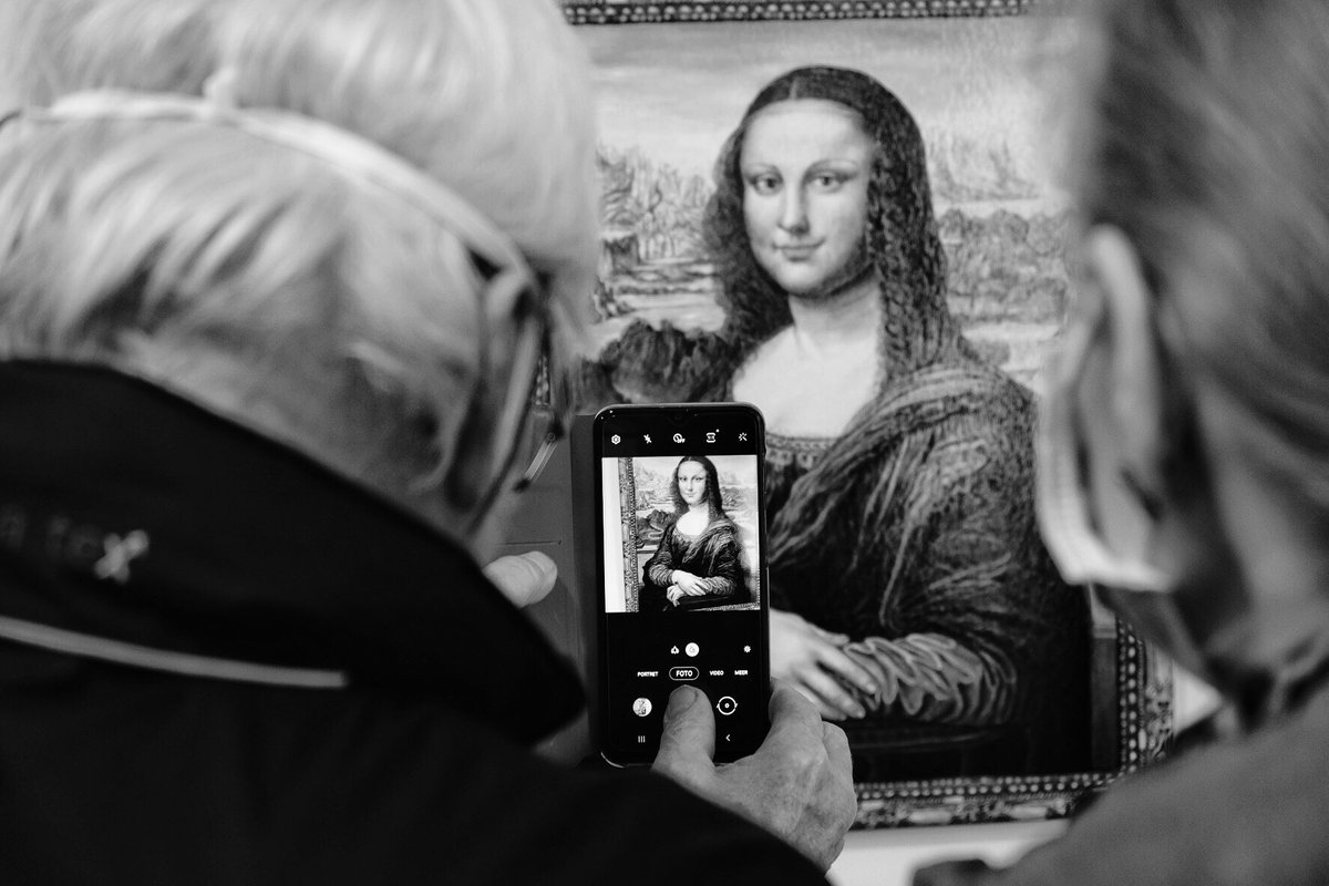 Crossroadsmoke's tweet photo. #kpsk #oilpaintings #monalisa #bnw #blackandwhitephotography #fujifilm #fujifilm_xseries @xavierdaniel999 https://t.co/JxhgKAECrP