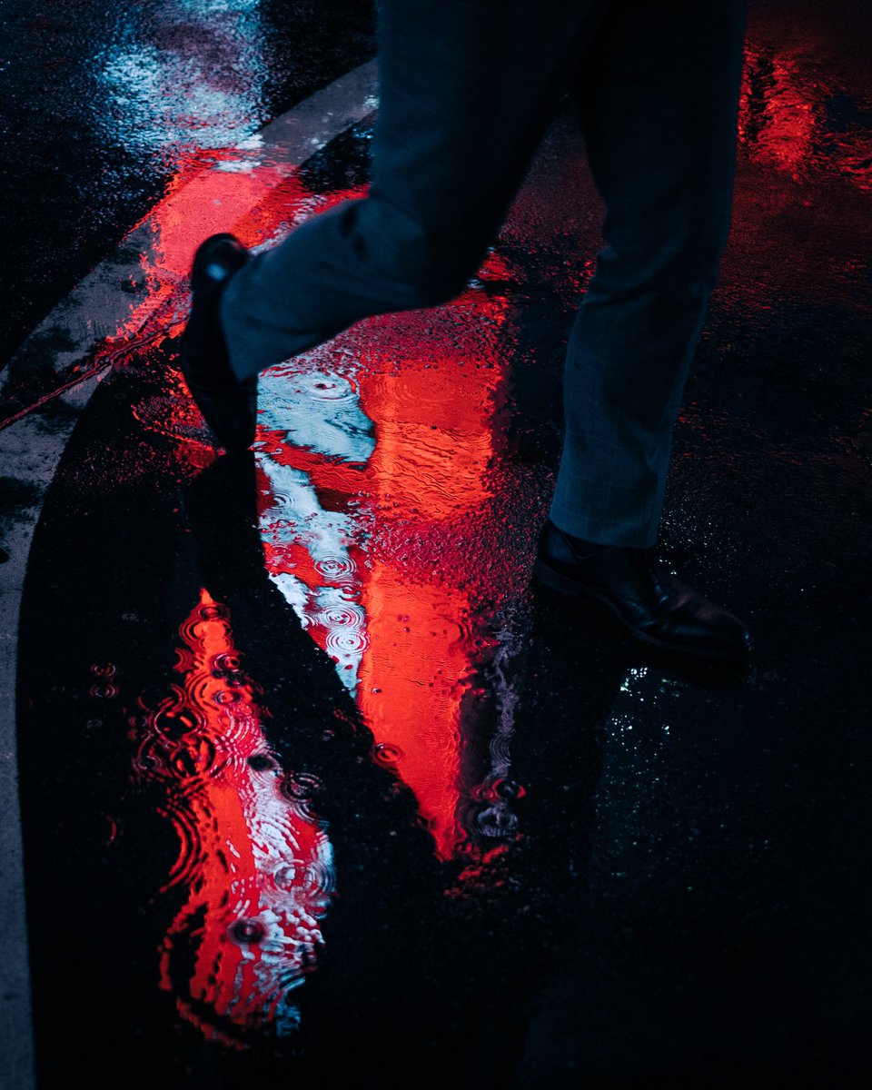 新宿の夜はマジで映画の世界。