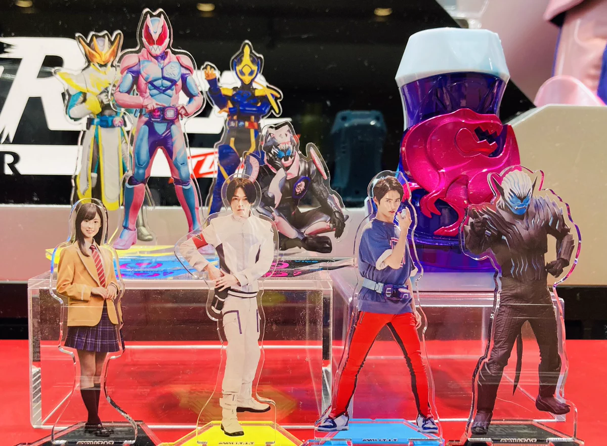 仮面ライダーストア on X: 
