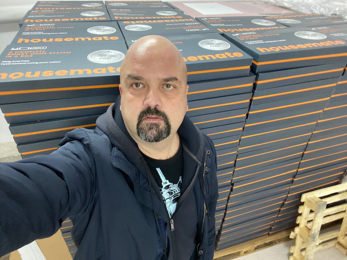 papageorgioul's tweet photo. Σήμερα το βράδυ στις 20.00, συντονιστείτε στο #TV100 και δείτε το αφιέρωμα της εκπομπής ''Έξυπνη Οικονομία'', στην #Entranet.

Έως τότε βάλτε κανένα χεράκι στο κουβάλημα...

#housemate
#TheEasiestSmartHomeSystemEver https://t.co/XqrA6kRMyF