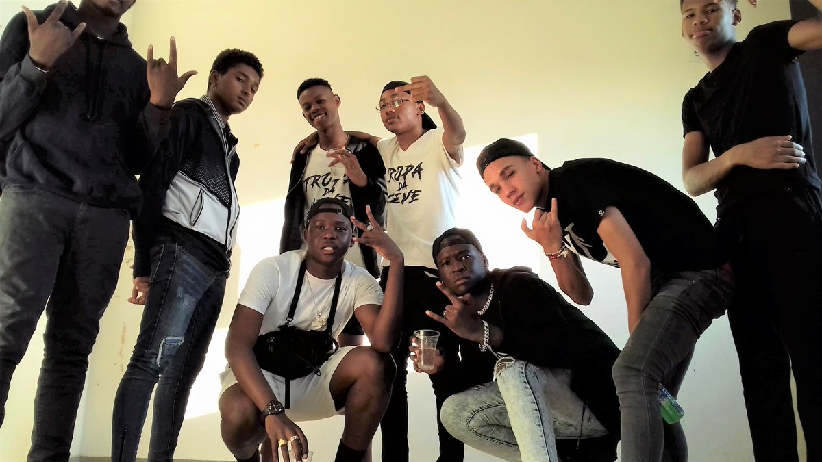99PedroBoy's tweet photo. @TropaDaNeve &amp; Asap Rap em 2019 no IMAG, KILAMBA

#tropadaneve #issoétdn #atropaéneve https://t.co/qPuMTekIU0