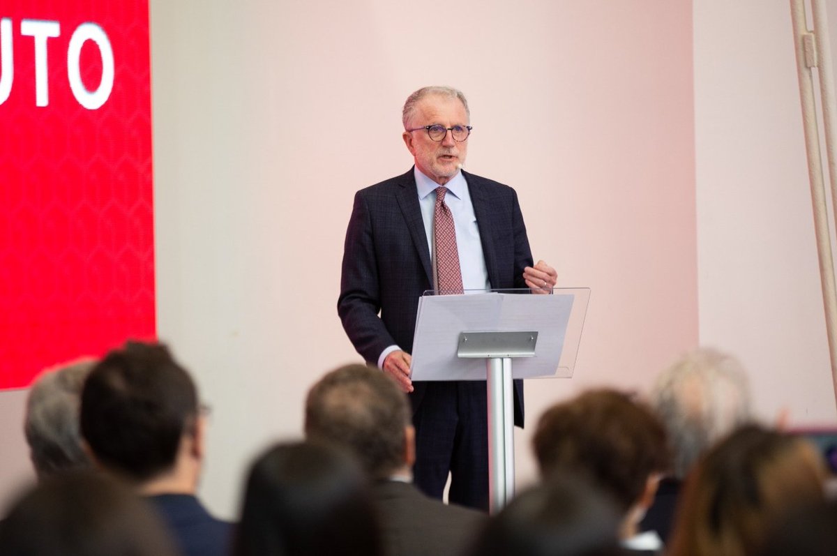 "La cultura d'impresa è asse portante del nostro Paese. L'impresa è cultura e i suoi valori possono insegnarci ancora oggi, periodo di profonde trasformazioni legate al #PNRR, come affrontare il presente e progettare il futuro" @aascarabelli DG #Assolombarda #unmuseoalminuto