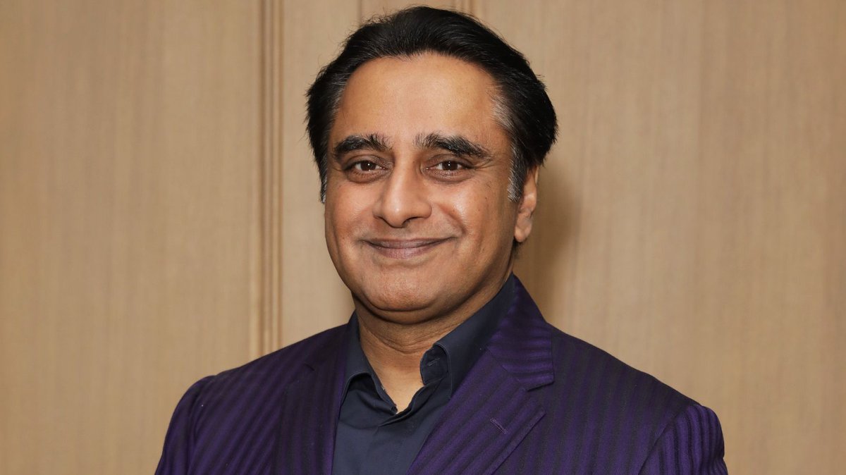 TVYears's tweet image. The first guest will be the fantastic, unforgotten-able (ahem), wittertaining @TVSanjeev