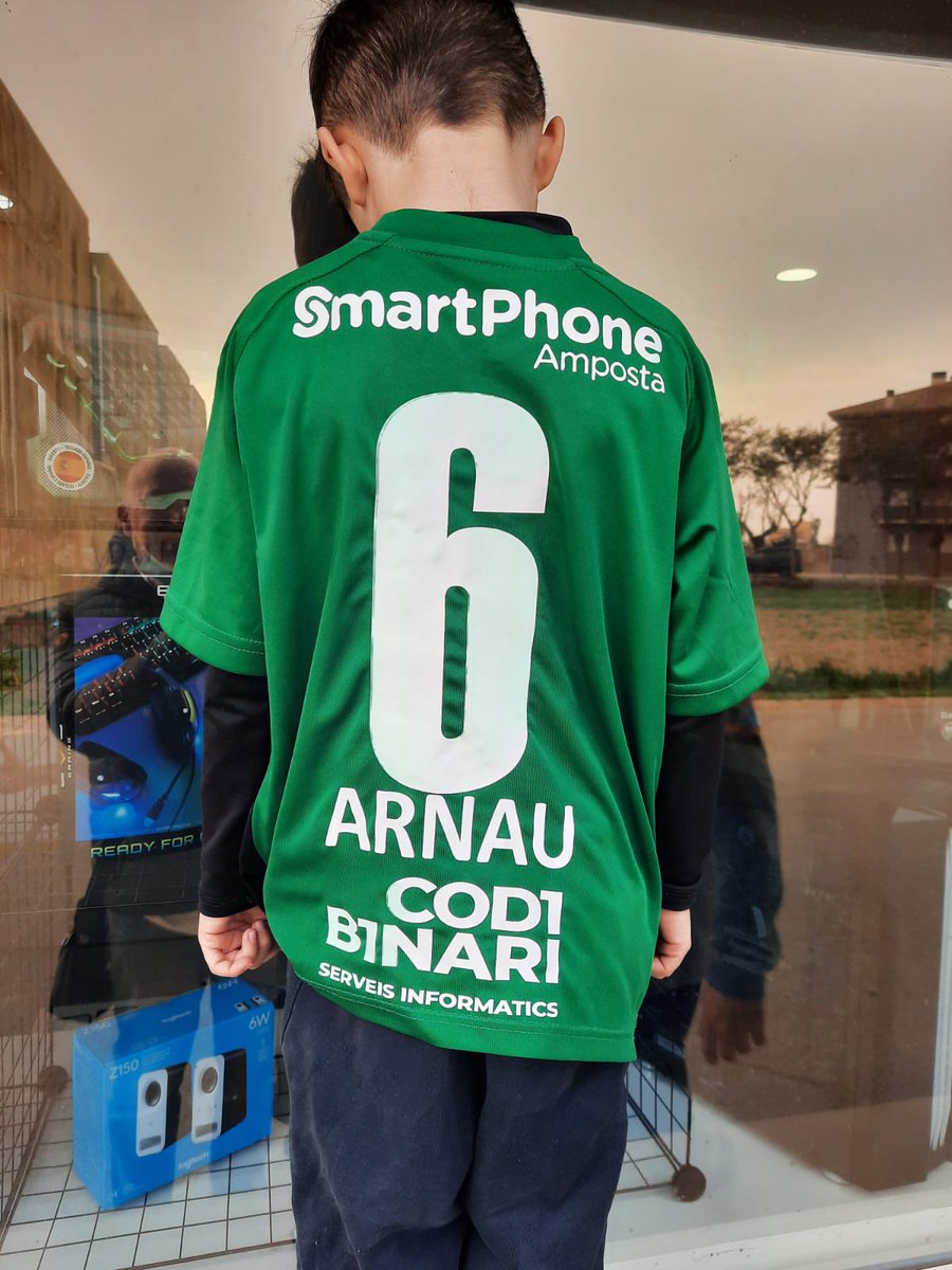 HoqueiAmposta's tweet photo. #CodiBinari, un dels nostres spònsors d'#hoquei 🏑. Gràcies per la vostra confiança; ☺️ https://t.co/jbpGeezOo6