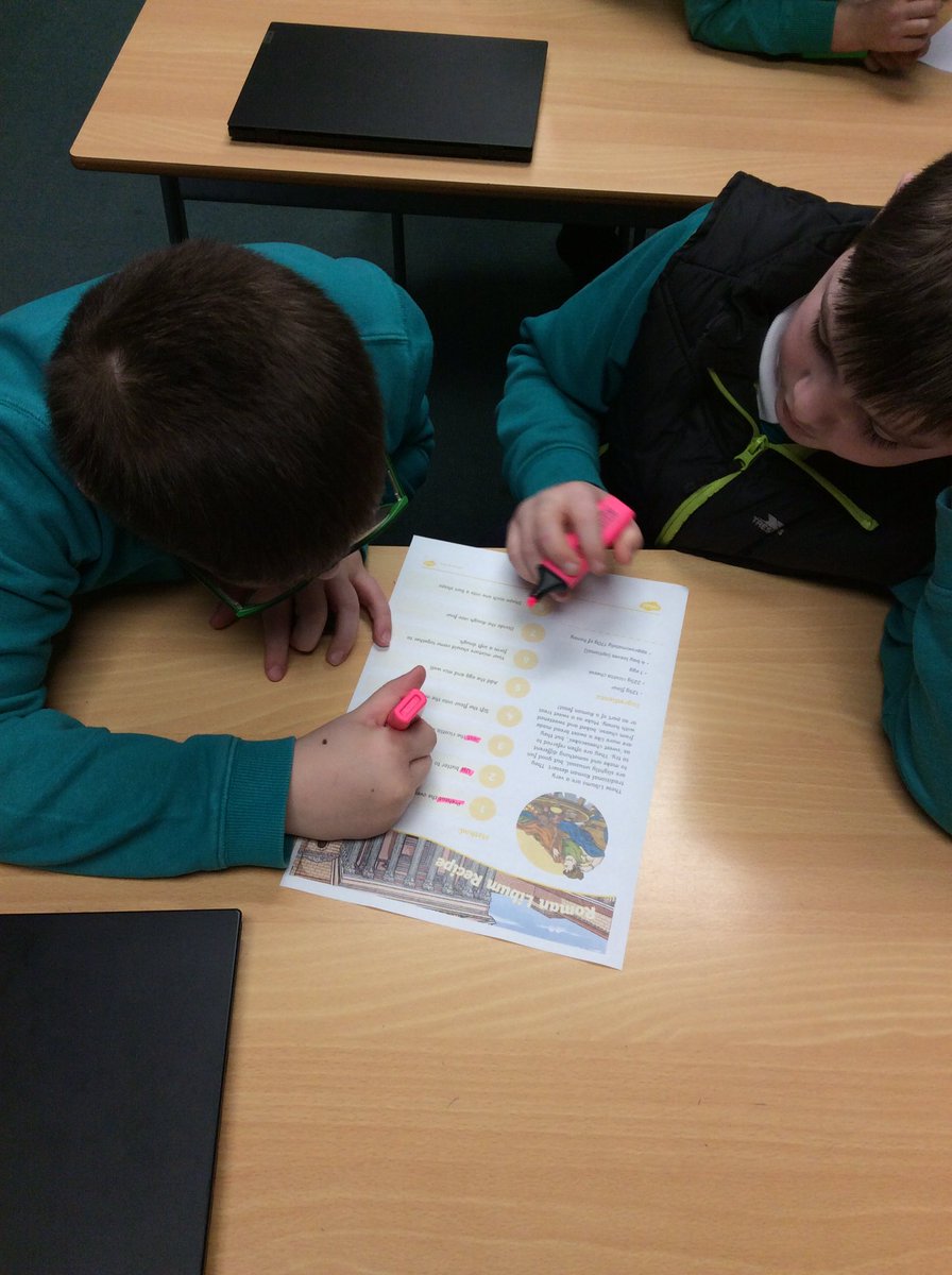 OVPSMrsFreeman's tweet photo. #OVPSclass9 Looking at Roman recipes and highlighting bossy verbs before writing our own sentences https://t.co/UdTaxaDUUo