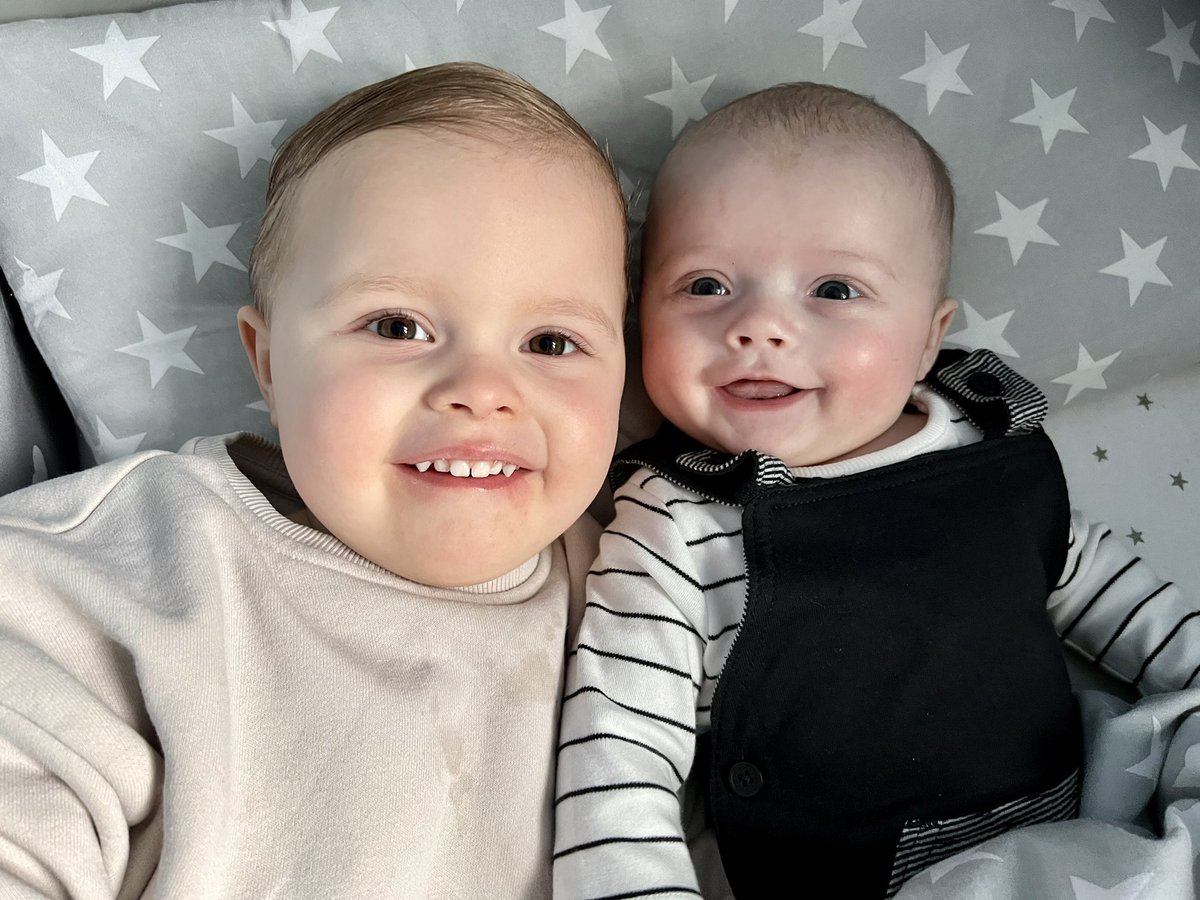 hayporter's tweet photo. Bloody obsessed with you two https://t.co/LQ39Bi8i4V