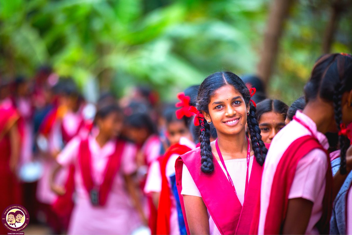 Education for girls has helped in balancing the sex ratio, reducing child mortality rates and India's economy can grow tremendously if more women join the work force. @Bhanujgd #GiftASmile 
Support & contribute girl child education at artoflivingfreeschools.org