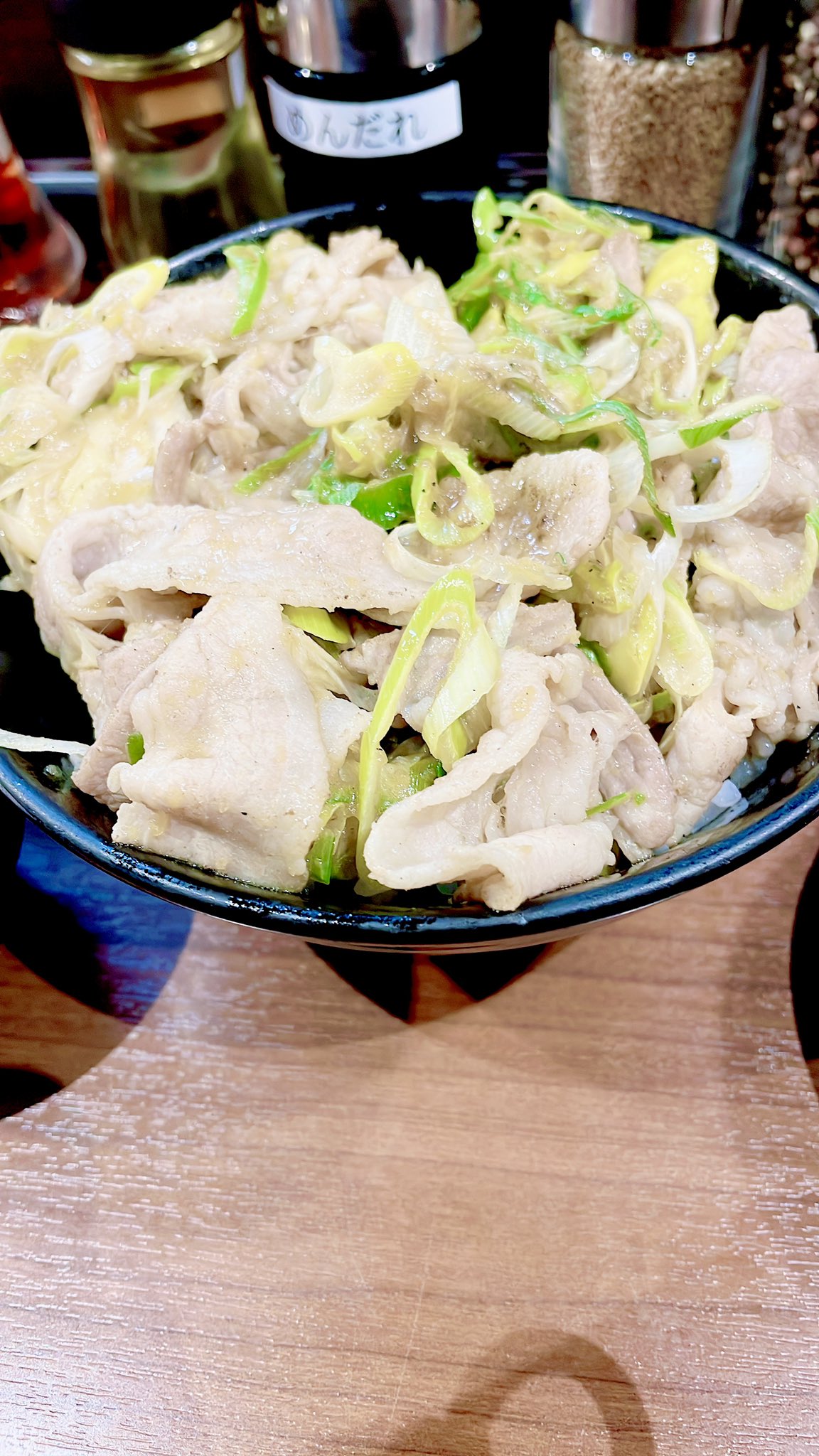 吉岡信二 今日の夕飯はラーメン屋のスタミナ丼 ガッツリだけど食べやすくて美味しい 夕飯 スタミナ チーム株式会社 T Co Cdyeigexon Twitter