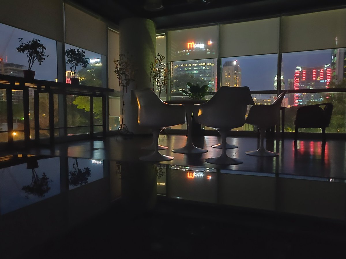 Saigon_Redux's tweet photo. The office, after dark. 

#Vietnam
#Centec https://t.co/KZKnbUA81N