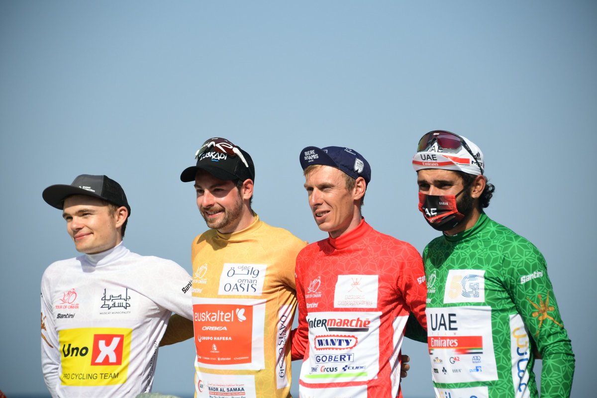 tourofoman's tweet photo. 🏆🇴🇲 #TourofOman final podium🤩

🔴 @HirtJan 🇨🇿
🟢 @FndoGaviria 🇨🇴
⚪ @AnthonCharmig 🇩🇰
🟠 @peiogg ����🇸 

#ExperienceOman https://t.co/xJXN7v1Mkp
