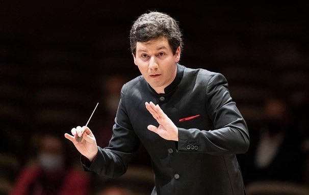 BSsinfonietta's tweet photo. Der junge Schweizer Dirigent @LaurentZufferey wird neuer Assistant Conductor der @BSsinfonietta. @baldurbronniman https://t.co/xLk6swAWBo