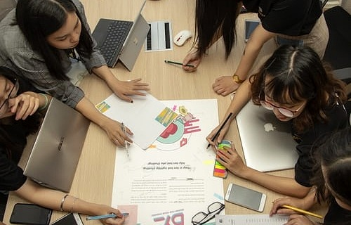 Have you ever thought about how you can become energy efficient in the work place? 

We are passionate about helping businesses become energy efficient, our experts are ready to support you. 

Get in touch...

hubs.ly/Q0148YHL0