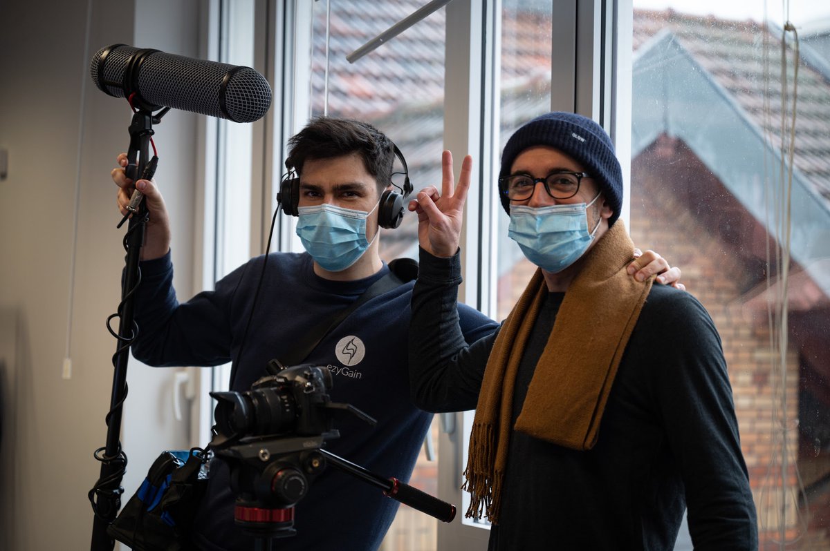 ParakosmP's tweet photo. #FLEXY a dépassé les 1000 visionnages au #NikonFilmFestival l'occasion de vous faire découvrir ces quelques photos du tournage ! https://t.co/Sd7F2OyhQw