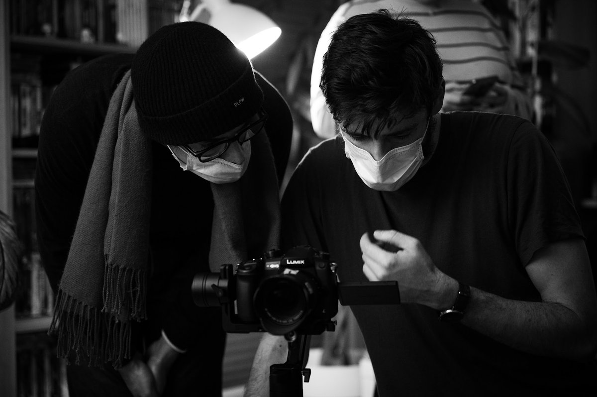 ParakosmP's tweet photo. #FLEXY a dépassé les 1000 visionnages au #NikonFilmFestival l'occasion de vous faire découvrir ces quelques photos du tournage ! https://t.co/Sd7F2OyhQw