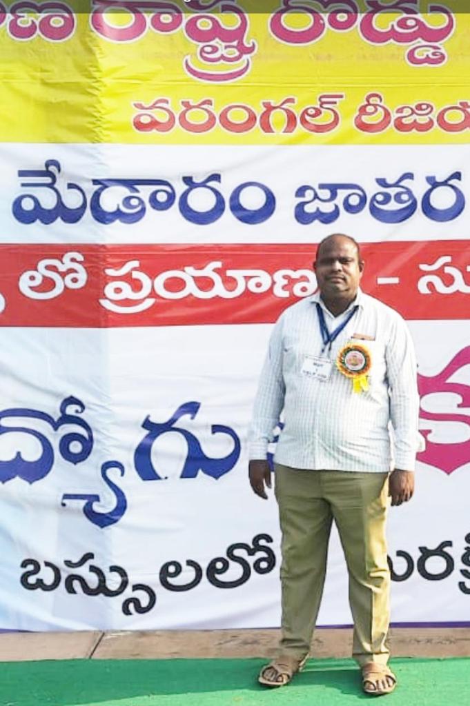 anand_kinnera's tweet photo. ఆర్టీసి బస్సులు మాత్రమే మేడారం సమ్మక్క సారక్క గద్దెల వరకు వెళతాయి.......
ఆర్టీసి బస్సులో ప్రయాణం సురక్షిత వనదేవతల దర్శనం... https://t.co/KnBuwhYHnA