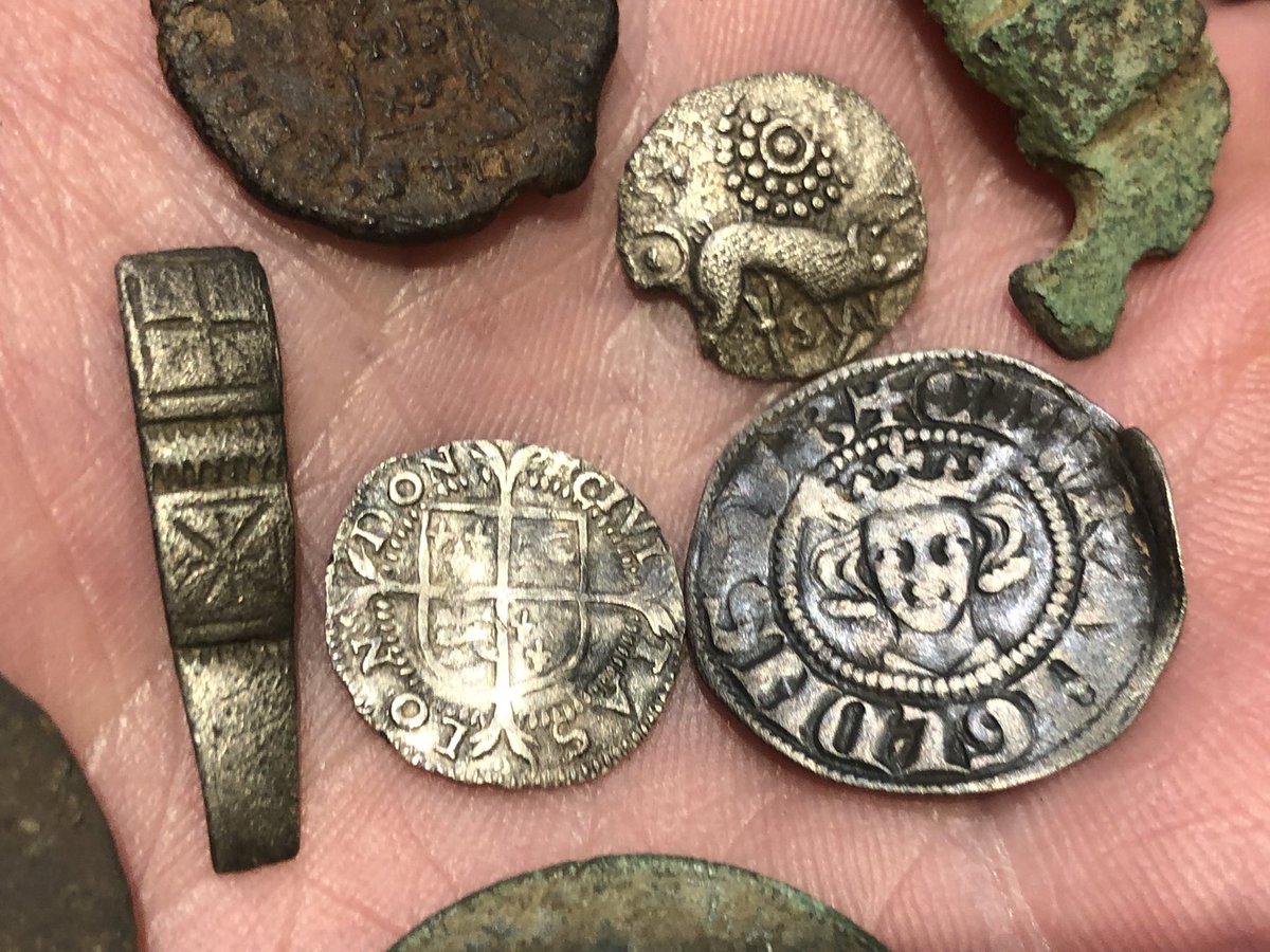 metaldetecting2's tweet image. Epic days hunting.
Video will be upped asap.