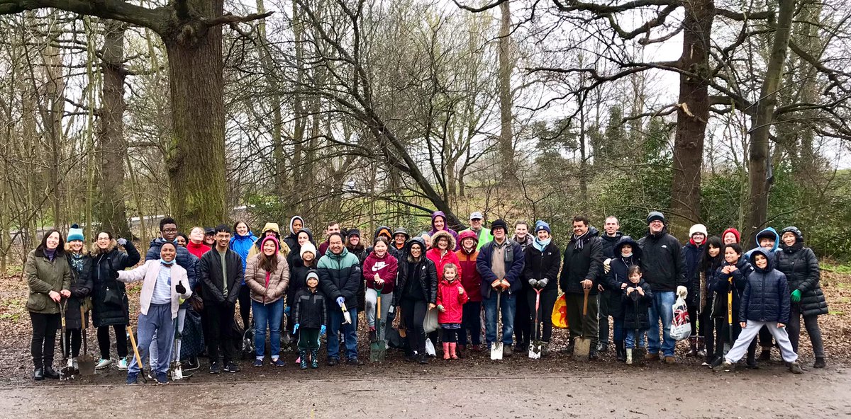 RomfordRC's tweet photo. Today a tremendous group of over 40 parishioners planted 300 trees in Raphael’s park @LBofHavering. Part of our parish #LaudatoSi inspiration, caring for God’s creation. #Forestforthefuture #Teamwork #FaithinAction @BrentwoodRC https://t.co/x9HyLv0cUW