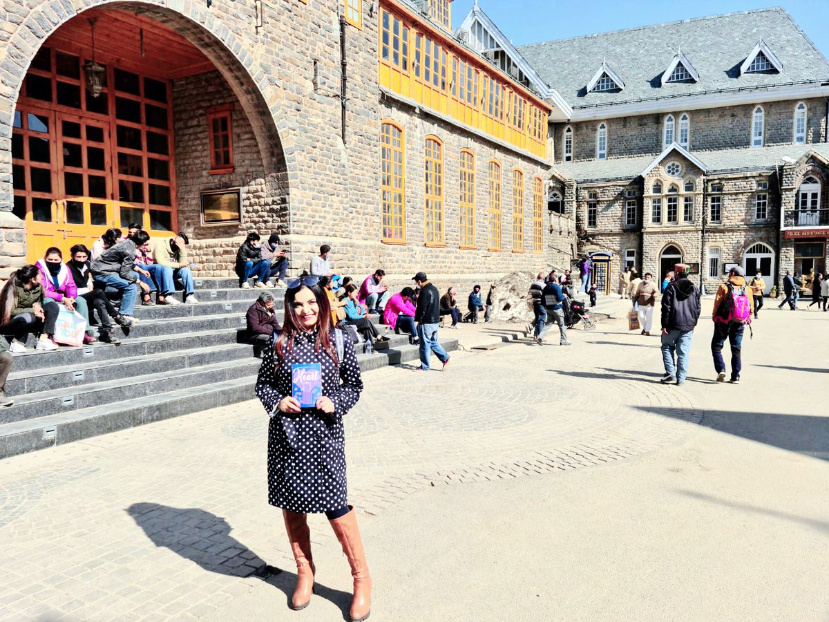 AuthorDeepti's tweet photo. #MySuitcaseHeart at Shimla #debut #RomanceBooks #novella @Rupa_Books https://t.co/xoKYuvNRwx