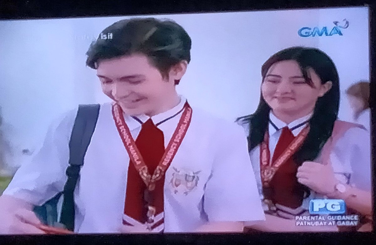 cassquinsquad's tweet photo. Sweet Smile naman yan Jonas at Nina. 
@LegaspiCassy @JDOMAGOSO2021
#FirstLadyStateVisit https://t.co/EPqLqElQYn