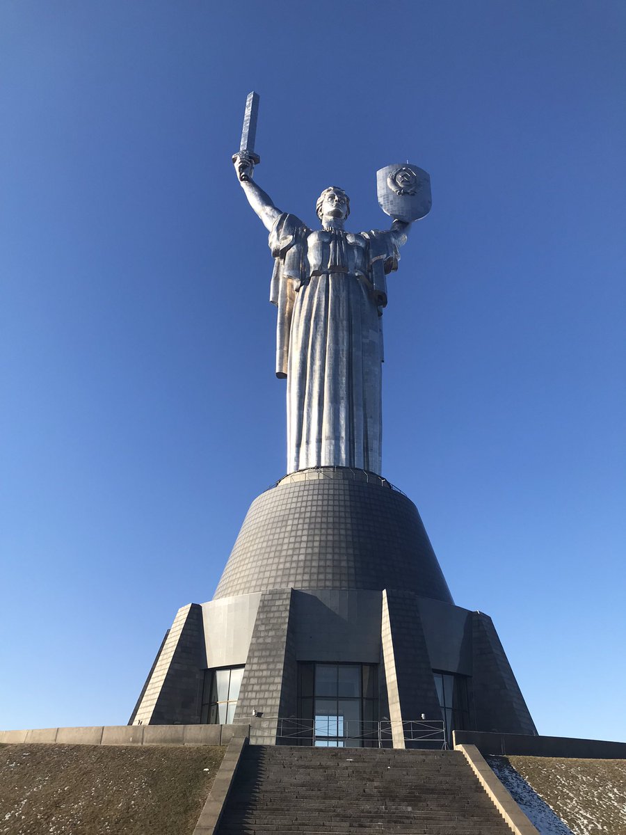 MelSimmonsFCDO's tweet photo. Still in Kyiv. Continuing to work at 🇬🇧 Embassy to help British Nationals and support 🇺🇦 https://t.co/s0tjLixGW1
