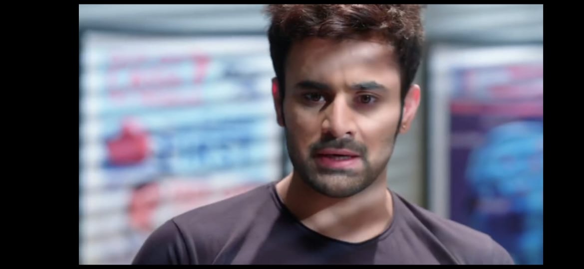 proudpearlians's tweet photo. #Angadmehra Throwback @pearlvpuri #pvp #pearlvpuri ... https://t.co/RUZzNtk5jY