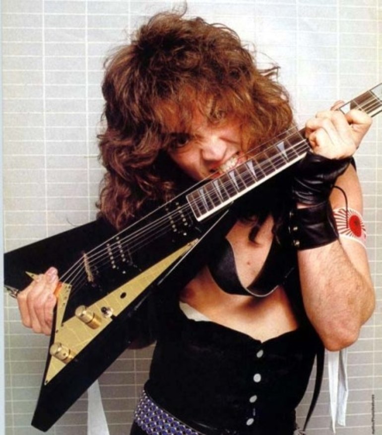 Happy Birthday to this bad MFer, Jake E. Lee. Born February 15, 1957. 