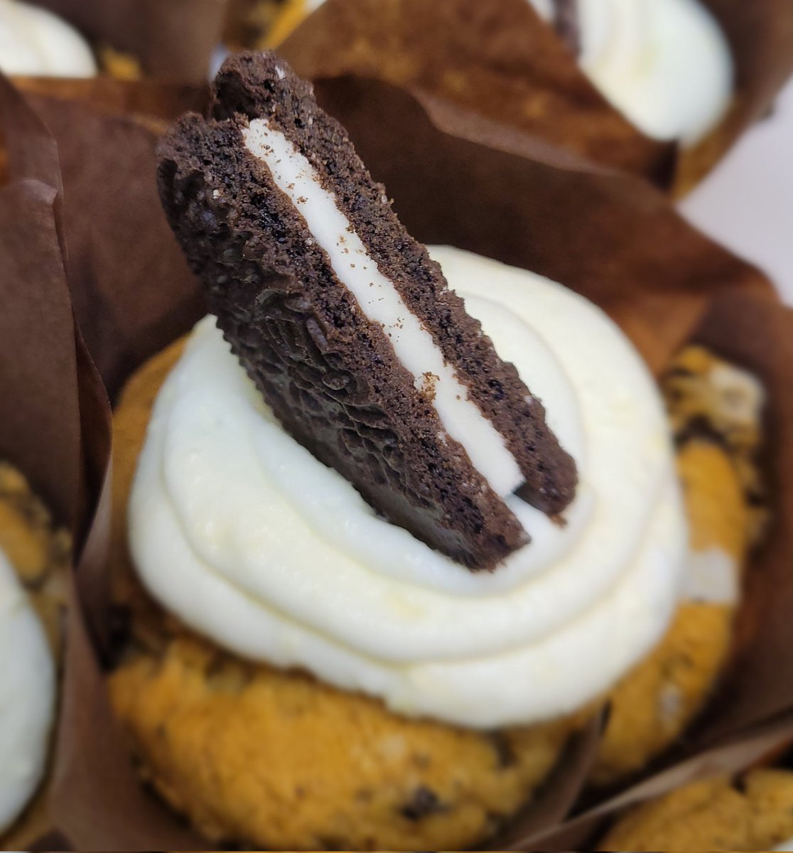 MisterChef01's tweet photo. The dairy/egg free Oreo cupcakes also flew out!
#vegan #inishowenfood #donegal https://t.co/x65OCGBH0m