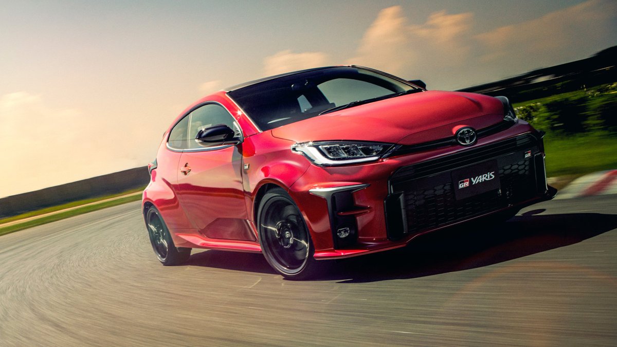 GDarding's tweet image. La Toyota GR Yaris est une voiture très surprenante : vous pensiez avoir affaire à une Yaris où on aurait mis un moteur un peu plus puissant et adapté les suspensions et les freins ? On en est loin, tout à été revu en profondeur ! A découvrir ici : guillaumedarding.fr/presentation-t…