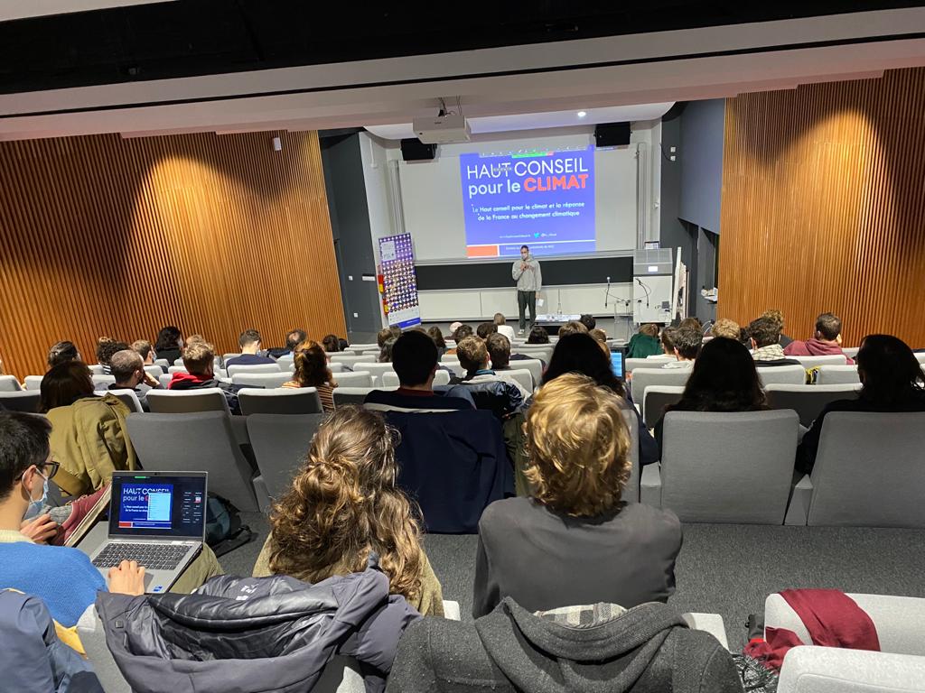 ESPCI Paris - PSL (@espci_paris) on Twitter photo Salle comble pour cette troisième conférence du cycle climat et anthropocène ! La réponse de la France au changement climatique, un dialogue entre sciences et politique avec la présence exceptionnelle de <a href="/clequere/">Corinne Le Quéré</a> et <a href="/JouzelJean/">Jean Jouzel</a> Salle comble pour cette troisième conférence du cycle climat et anthropocène ! La réponse de la France au changement climatique, un dialogue entre sciences et politique avec la présence exceptionnelle de <a href="/clequere/">Corinne Le Quéré</a> et <a href="/JouzelJean/">Jean Jouzel</a>
