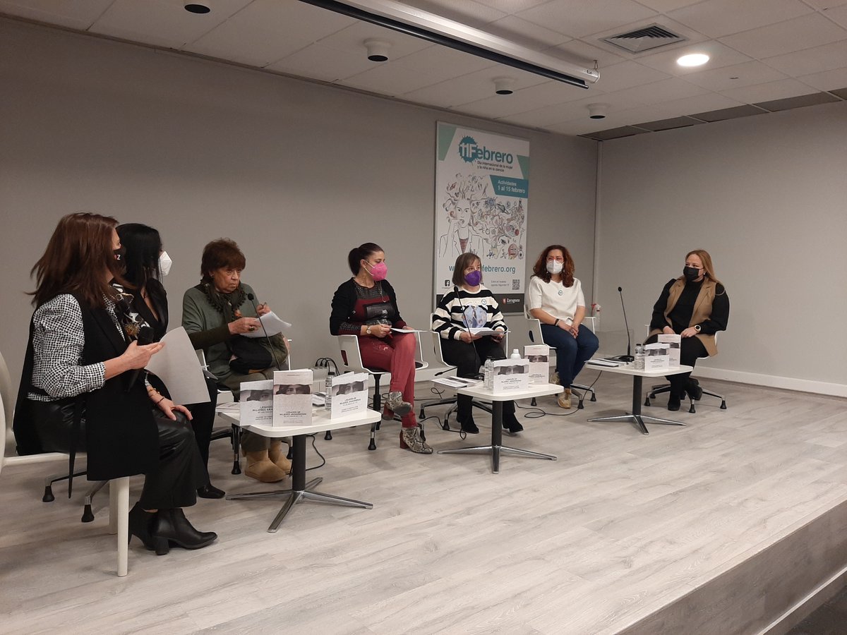 ¡Comenzamos! 👩‍🔬'𝐋𝐚 𝐜𝐢𝐞𝐧𝐜𝐢𝐚: 𝐢𝐧𝐬𝐩𝐢𝐫𝐚𝐜𝐢ó𝐧 𝐲 𝐩𝐚𝐬𝐢ó𝐧 𝐩𝐚𝐫𝐚 𝐦𝐨𝐯𝐞𝐫 𝐞𝐥 𝐦𝐮𝐧𝐝𝐨'  #11F🔬  

📍Casa de la Mujer
🎥Síguelo en directo aquí: fb.watch/bbDgSPnTE1/